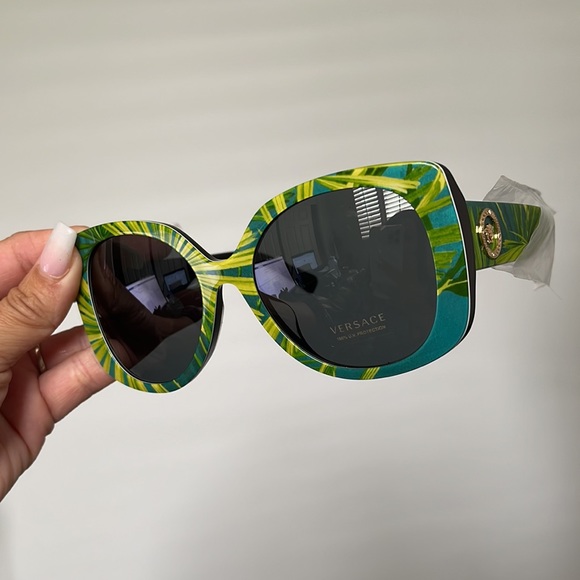 Versace Women's Palm Print and Grey Sunglasses - Picture 5 of 5